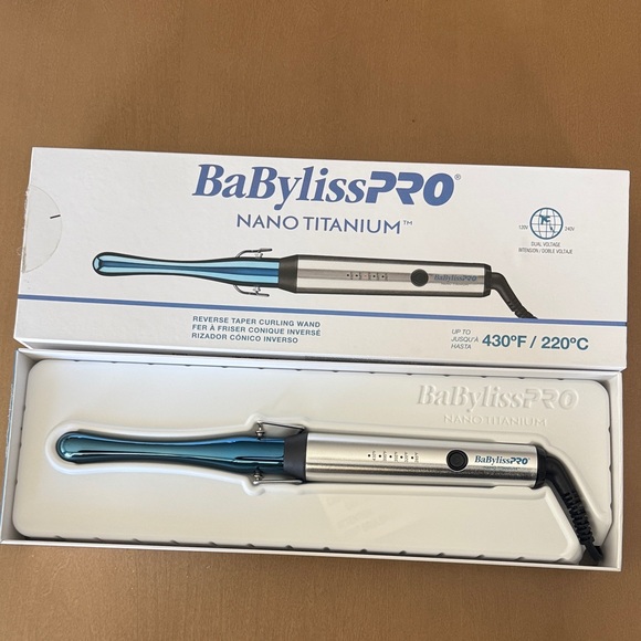 BaBylissPRO Nano Titanium Blue and Silver Curling Wand - Picture 2 of 4